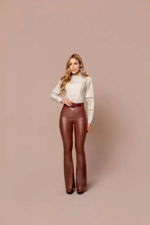 Blusa Linho Elegance Com Renda