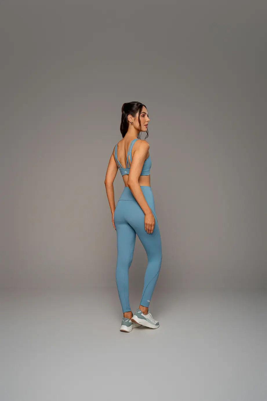 Legging Com Recorte E Bolso