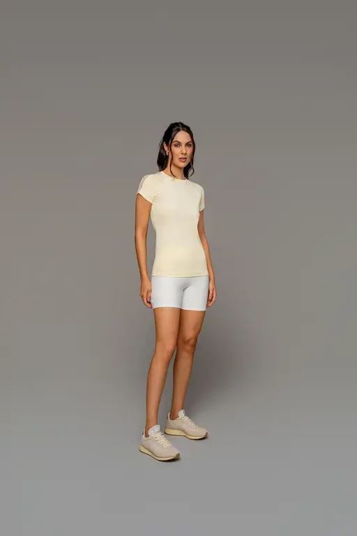 Blusa New Trip Detalhe Tule Nas Costas
