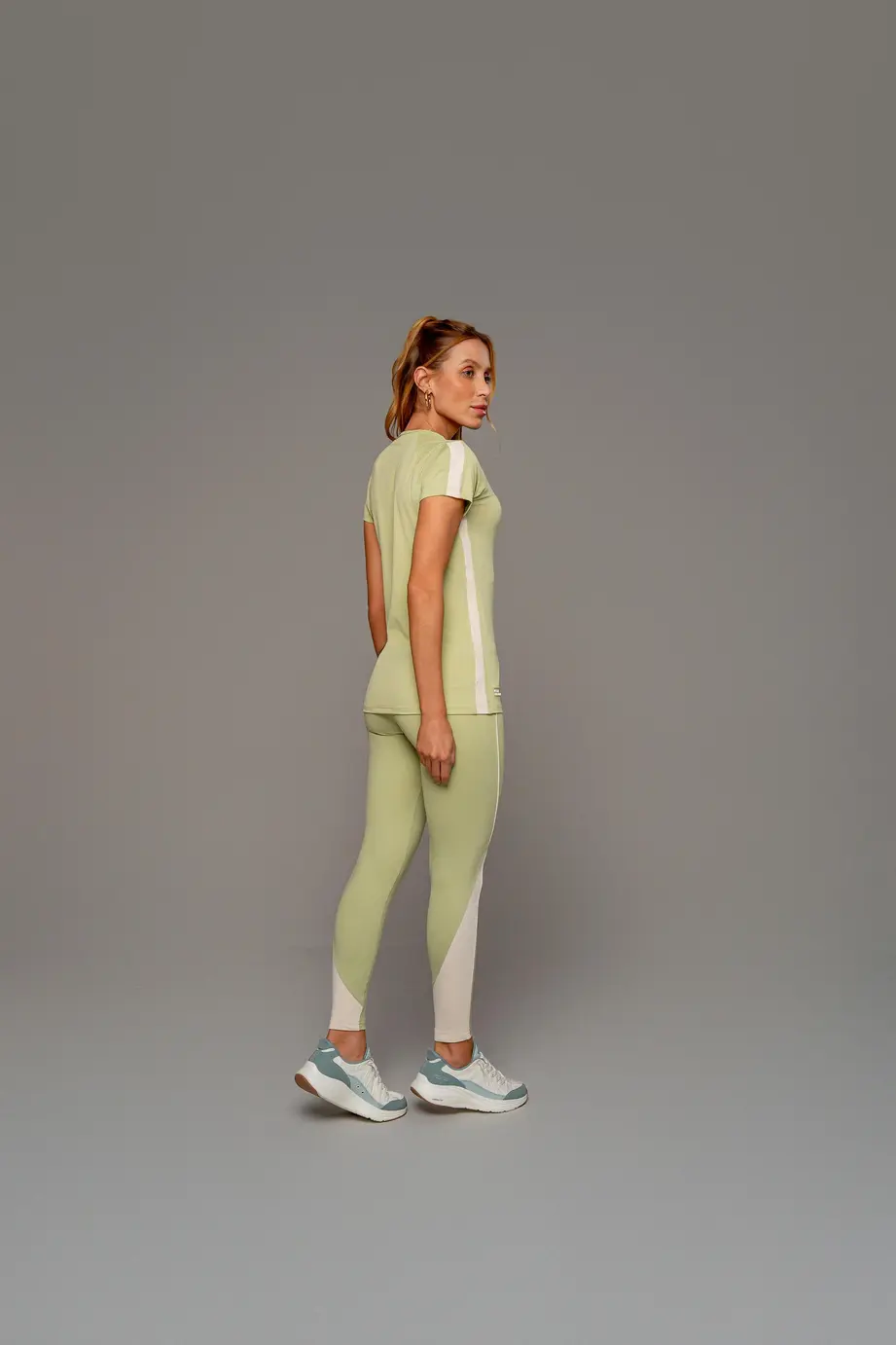 Blusa New Trip Detalhe Rib Off